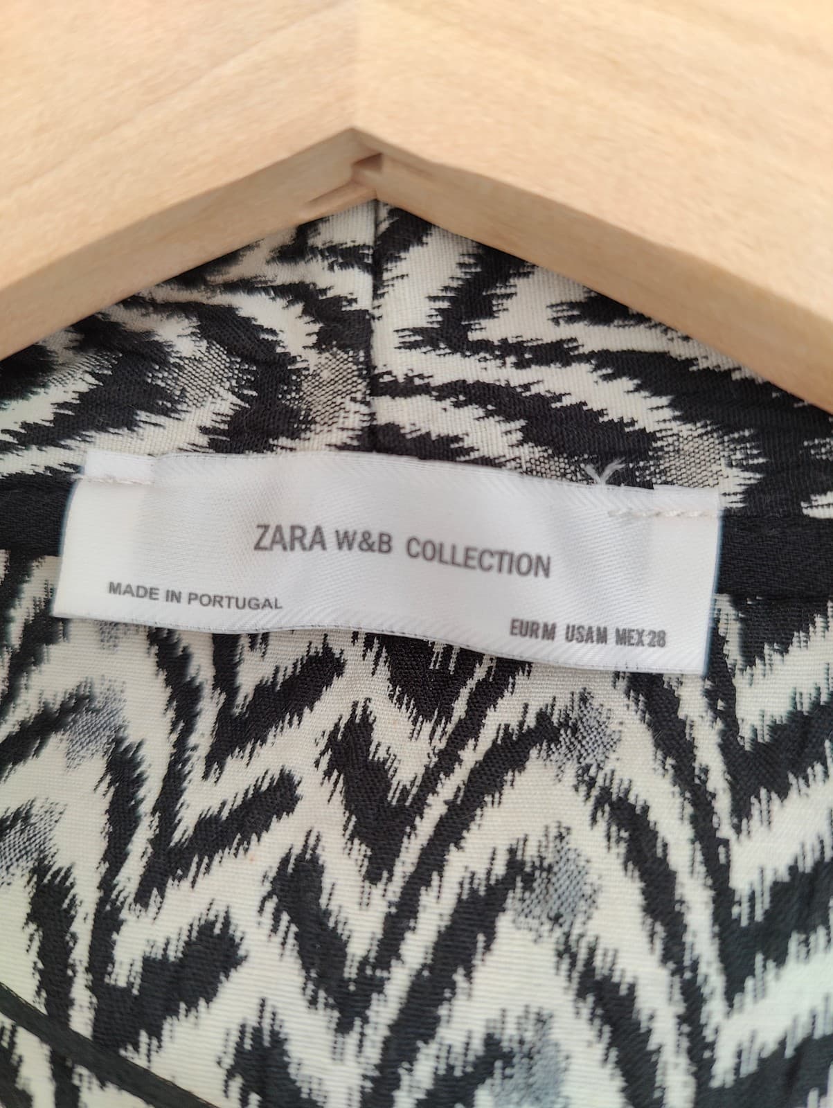 Veste kimono chevrons noir et blanc brodée Zara – Taille M — photo 5
