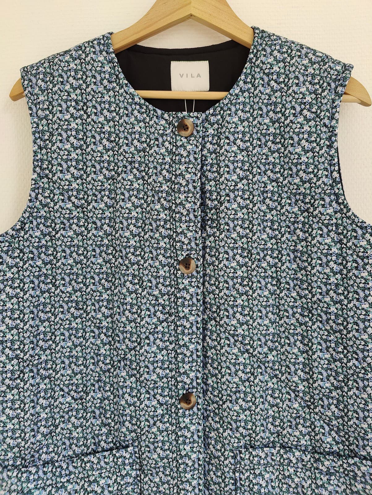 Veste sans manches matelassée à fleurs bleues Vila – Taille 38 — photo 3