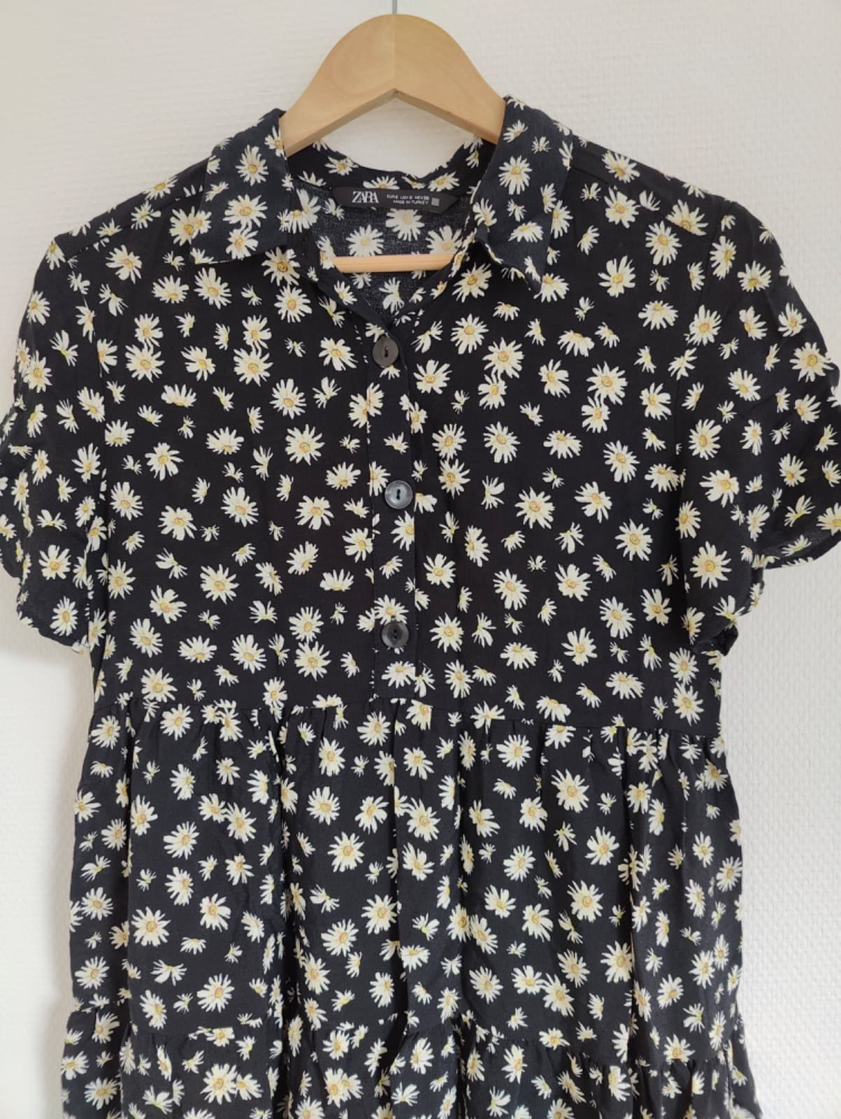 Robe Zara imprimé marguerites – Taille S — photo 3
