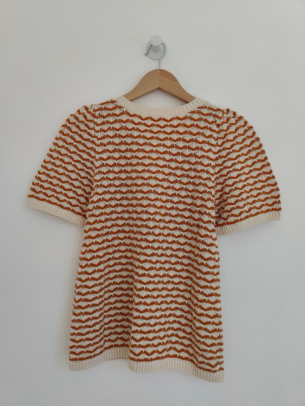 Top en maille ajourée camel et écru Sézane – Taille M — photo 4