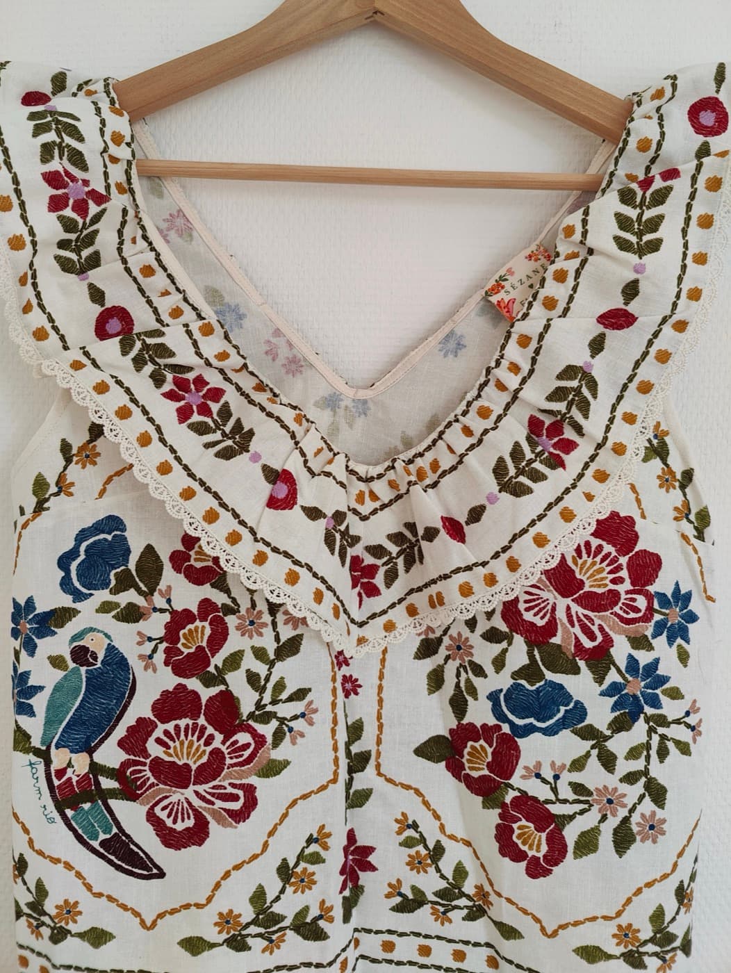 Top Sézane x Farm rio en lin à broderie florale – Taille 40 — photo 3