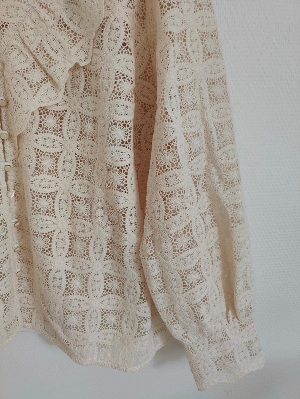 Chemise Sézane en dentelle ajourée – Taille 46 — photo 4