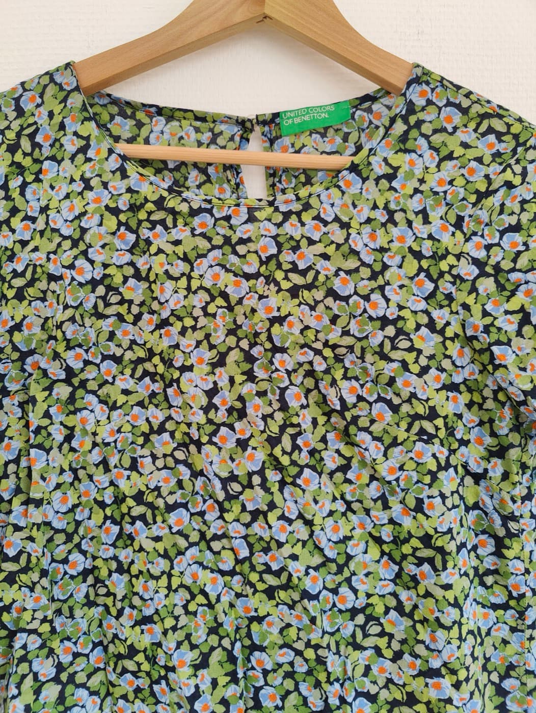 Blouse Benetton à imprimé floral – Taille M — photo 3