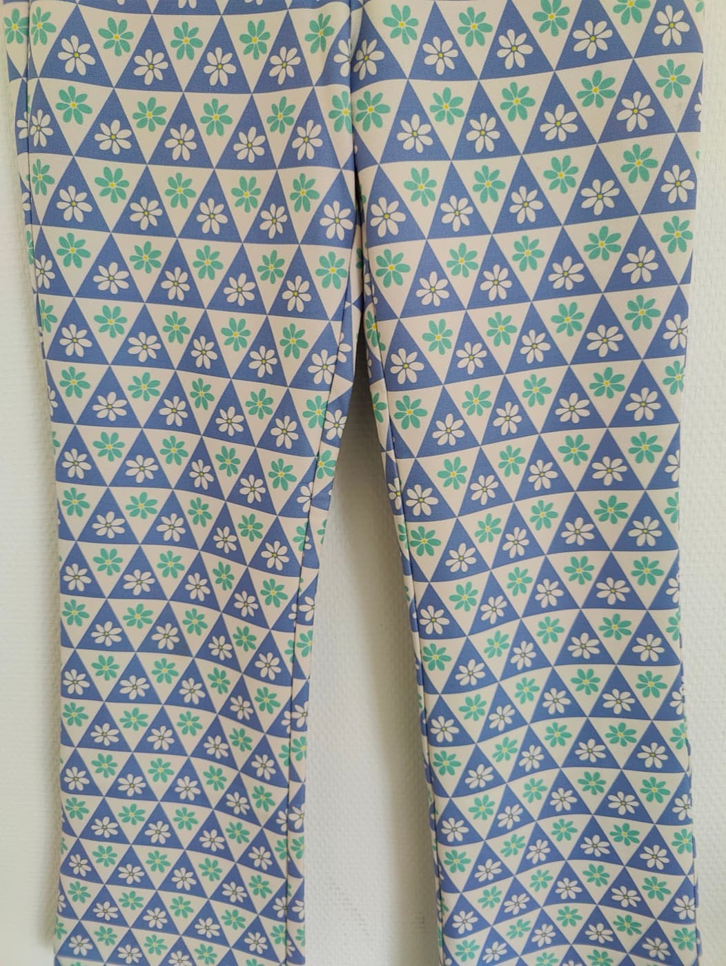 Pantalon Zara à imprimé marguerites – Taille S — photo 2