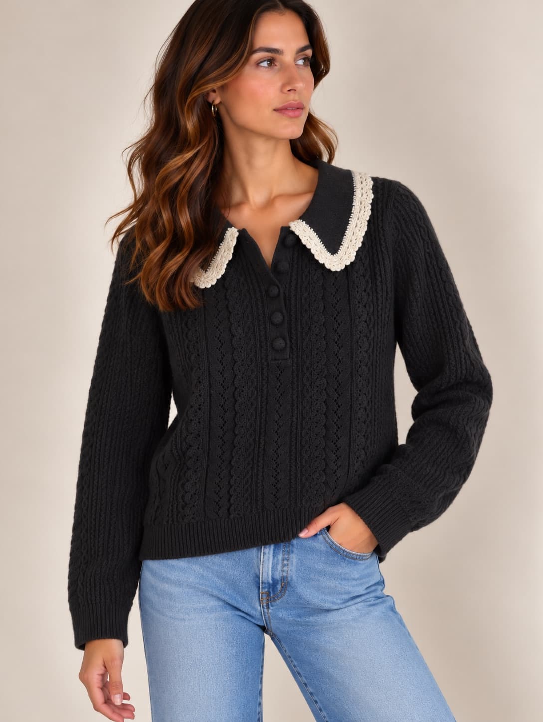 Pull Sézane noir à col Claudine crochet écru – Taille XXL